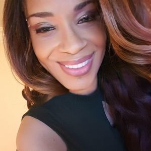 Meet your Posher, Debra